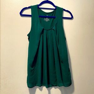Sleeveless green blouse, size medium, worn twice